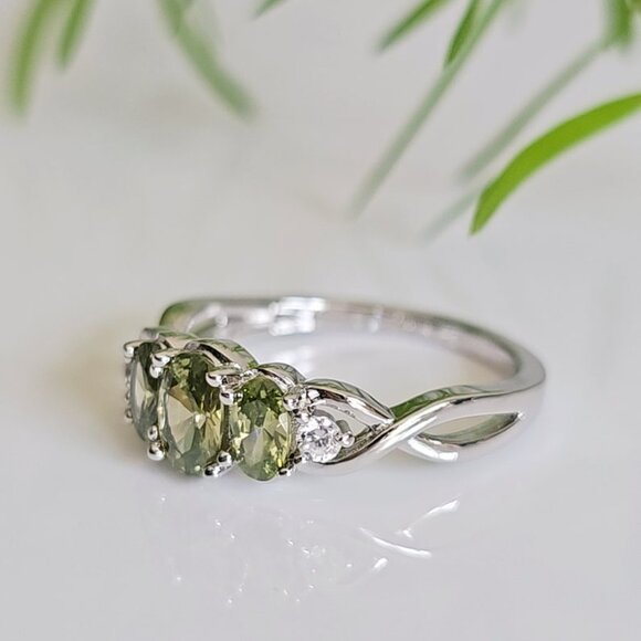 Sterling Silver Peridot Ring, Peridot Stone, Birthstone - Picture 7 of 10